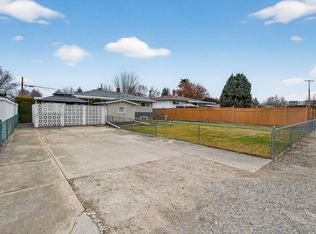 500 McDonald Rd, Kelowna, BC V1X3H2