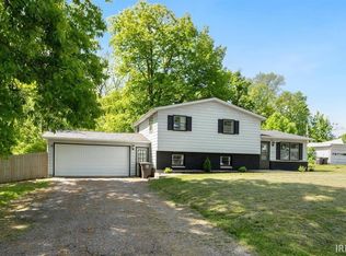 2115 Graham Dr, Fort Wayne, IN 46818
