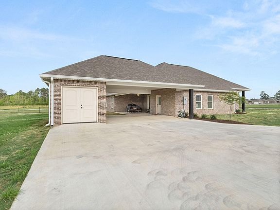 4th image of 206 Liberty Dr