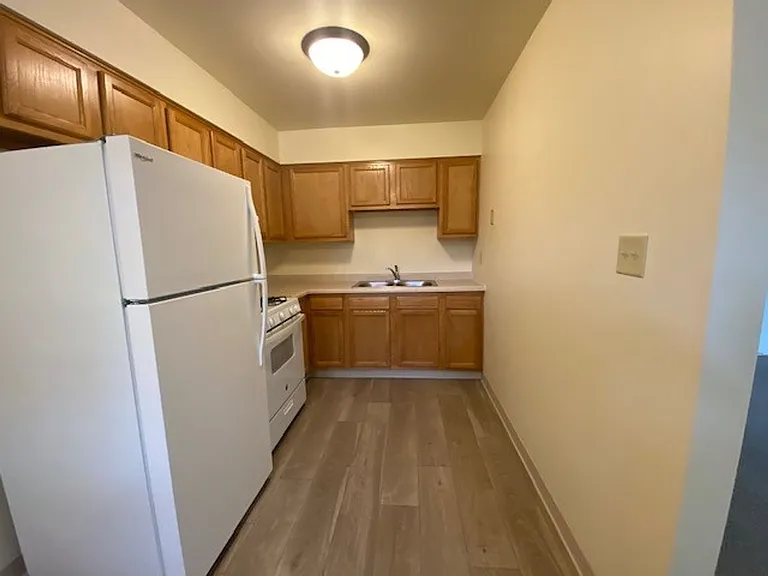 State Place Apartment Homes — Photo 119