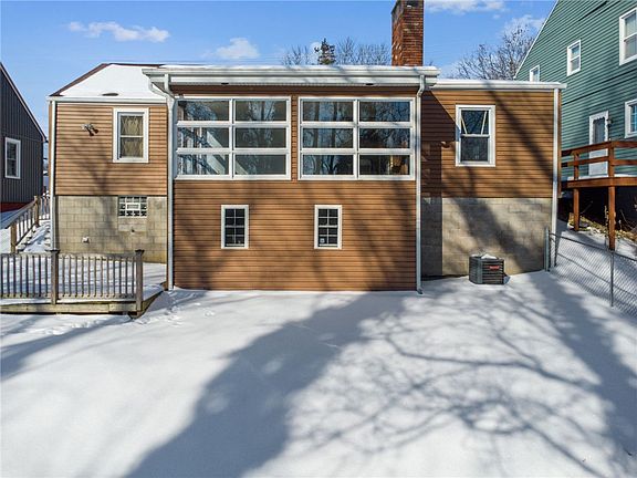 4th image of 343 Goodwin Ave