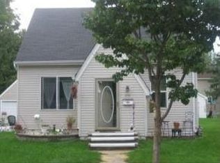 1746 N Clark St, Appleton, WI 54911