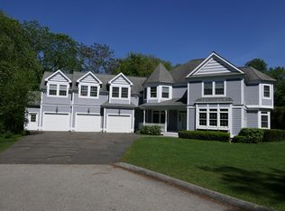 7 Fresh Meadows Ln, Darien, CT 06820