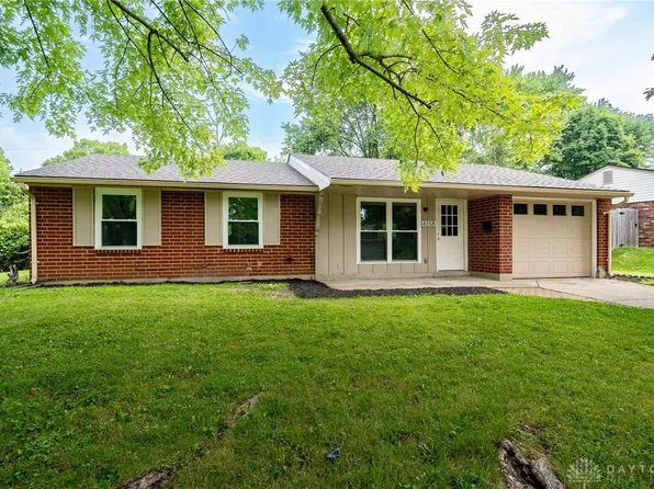 4358 Hillcrest Dr, Bellbrook, OH 45305