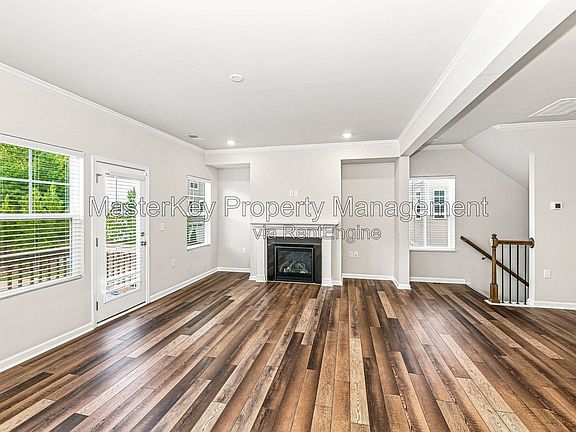 5th image of 3001 Brellon Ln