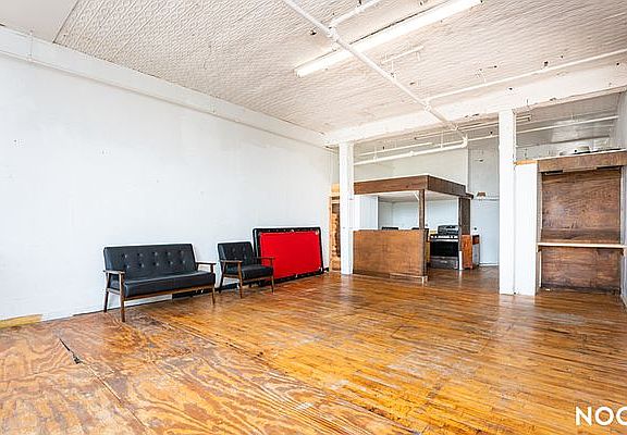 2nd image of 1085 Willoughby Ave #312