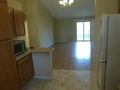 4787 Sunvalley Dr — Photo 4