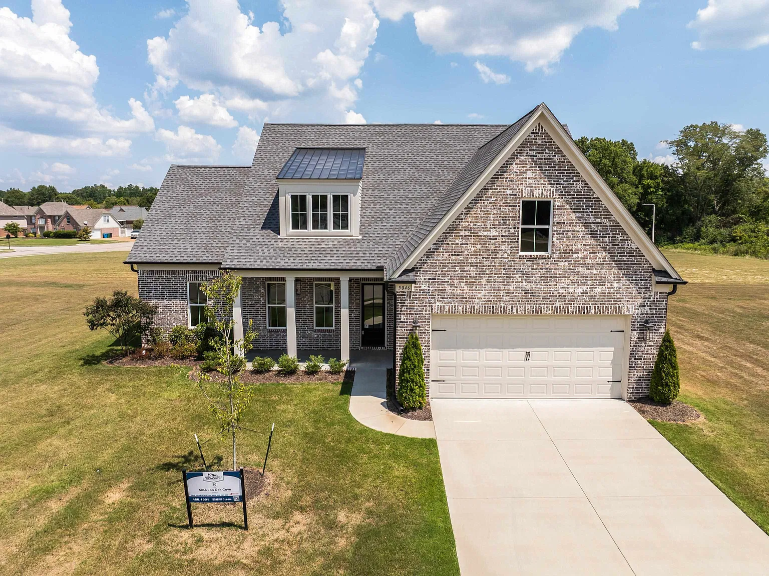 4 bed, 3.0 bath, 2667 sqft, $3,300 — Photo 1