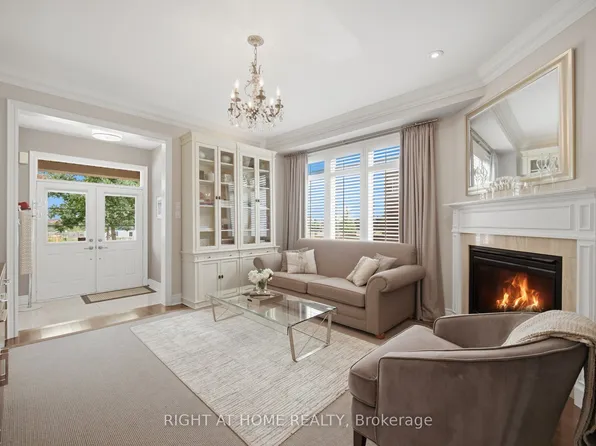 183 Kaitting Trl, Oakville, ON L6M 0T6