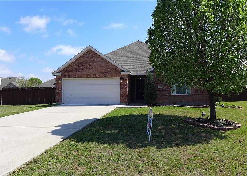 1st image of 506 Oak Lk