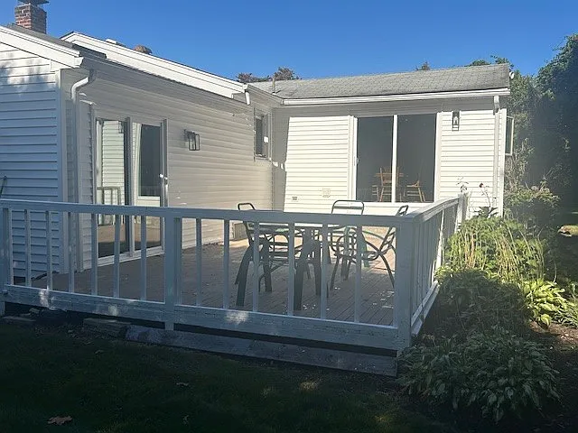 3 bed, 1800 sqft, $3,400 — Photo 3