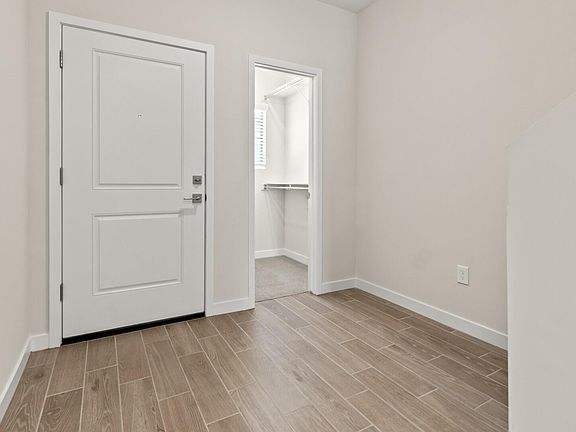 5th image of 7428 S 75th Lane
