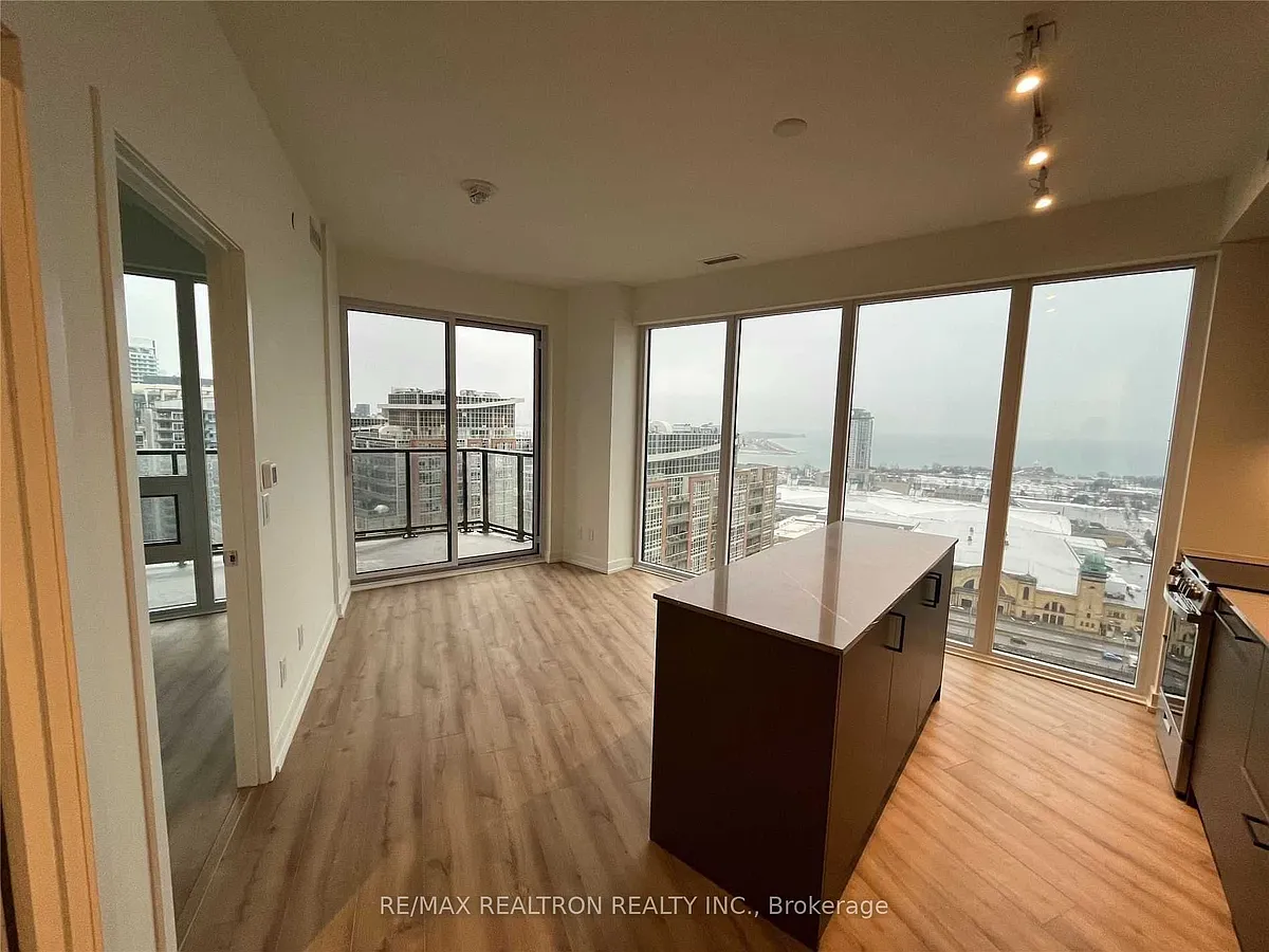 Building Photo - 135 Liberty St #2211