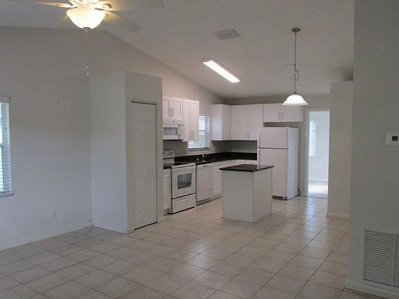 4th image of 2240 85th Ct