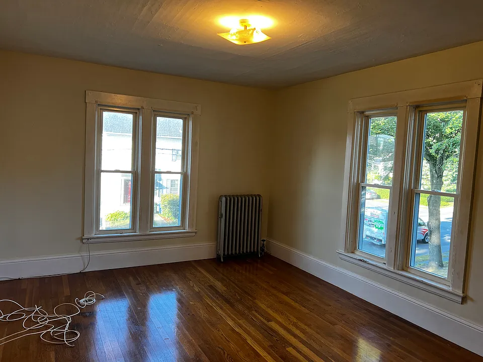 137 Merriam Ave #2