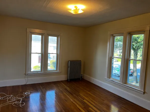 137 Merriam Ave #2, Leominster, MA 01453