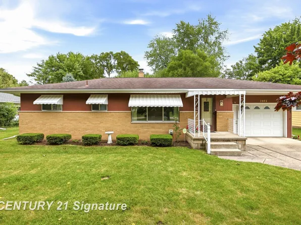 2804 Courtland Pl, Saginaw, MI 48603