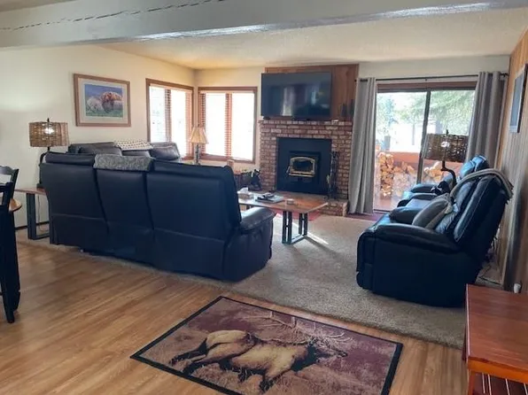 103 Meadow Ln #4, Mammoth Lakes, CA 93546