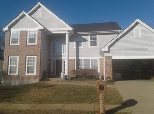 17017 Westridge Oaks Dr, Grover, MO 63040