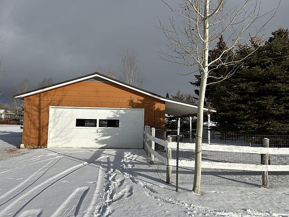 4th image of 847 Hoback St