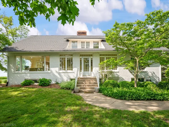 2815 Lake Pines Path, Saint Joseph, MI 49085