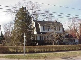 6710 Chestnut Rd, Independence, OH 44131