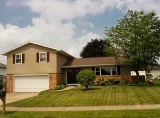 2727 Conestoga St, Springfield, OH 45503