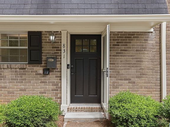 3rd image of 831 Vestavia Villa Ct Unit 831