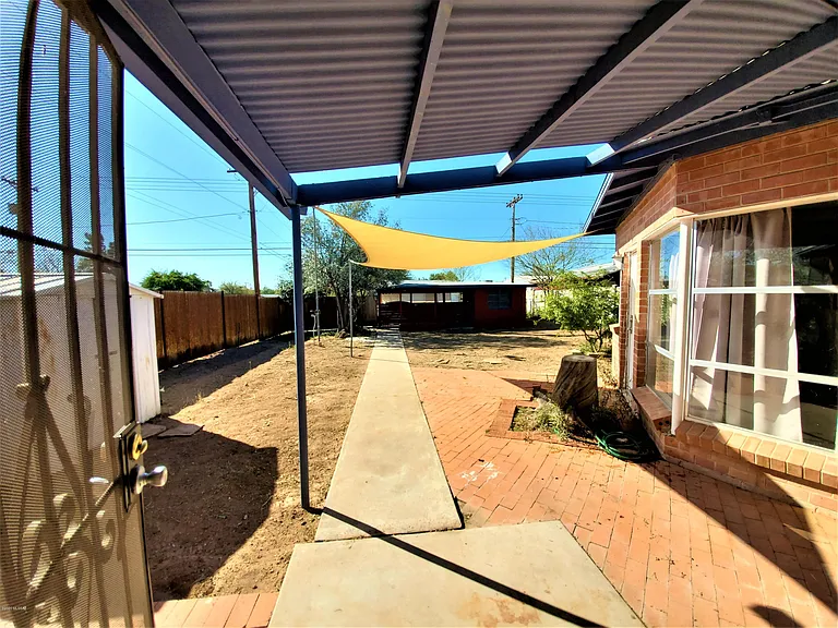 1746 E Copper St — Photo 23