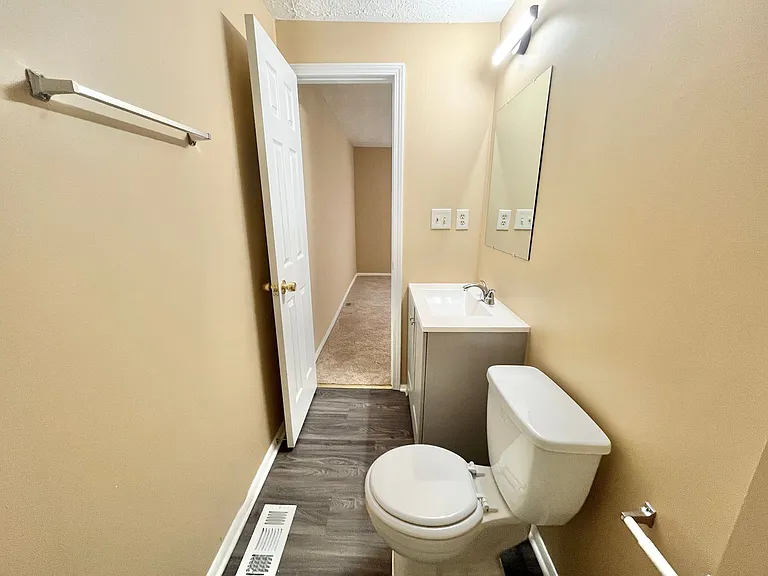 6418 Meadow Rue Dr — Photo 19