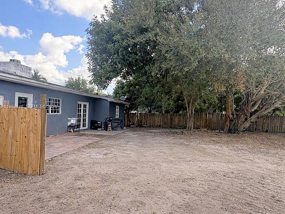 5th image of 5724 McKinley St