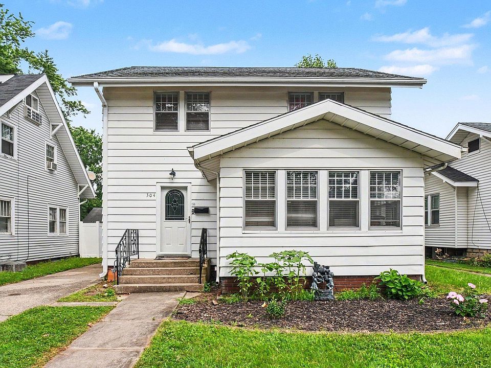 1st image of 304 Arcade Ave
