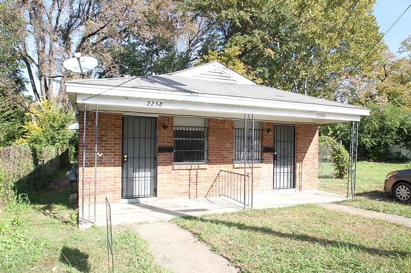 1st image of 2260 Hunter Ave