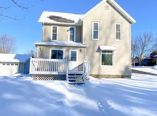 309 E Farmer St, Spring Valley, MN 55975