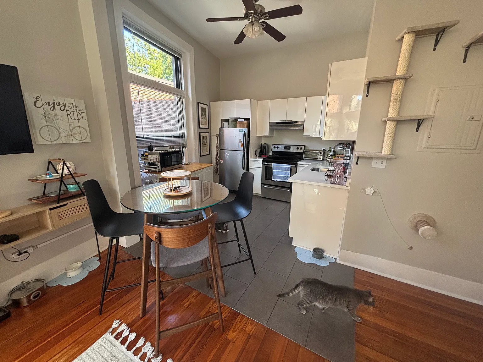 1 bed, 750 sqft, $3,050 — Photo 3