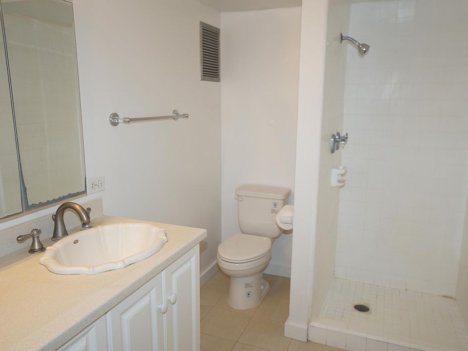 2nd image of 1550 Wilder Ave APT A104