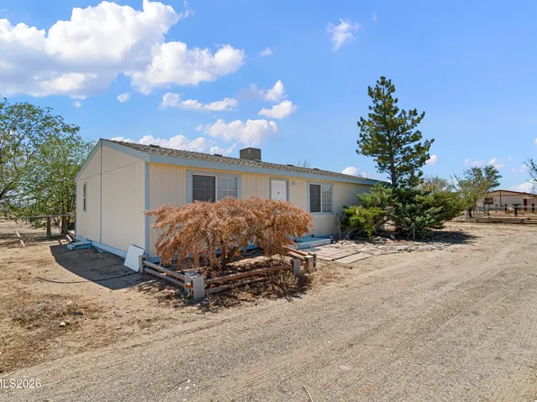 4210 Deodar St, Silver Springs, NV 89429