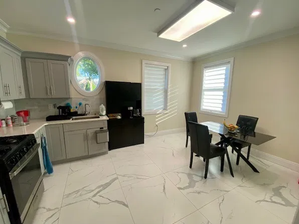 528 Albourne Ave Floor 2, Staten Island, NY 10309