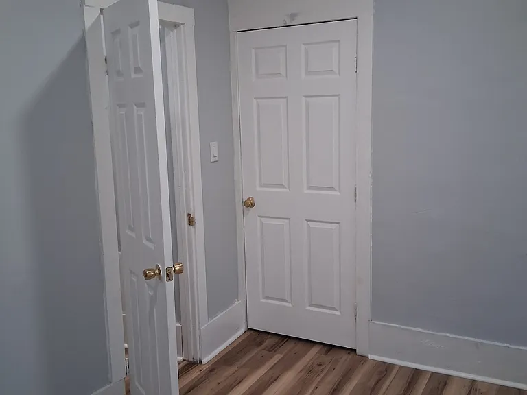 20 Oak St #1 — Photo 8