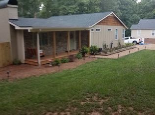 950 Ransom Rd, Winston Salem, NC 27106