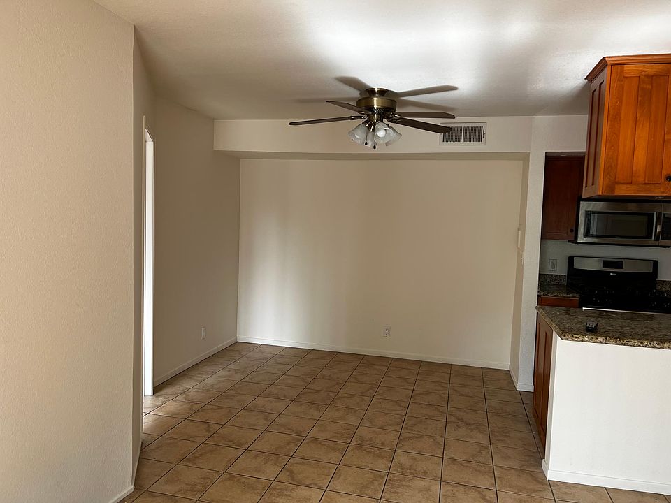 1st image of 6645 Woodman Ave APT 209