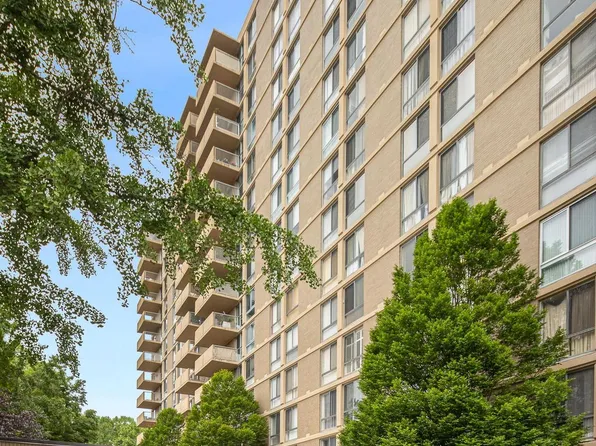 2401 Pennsylvania Ave APT 1207, Wilmington, DE 19806