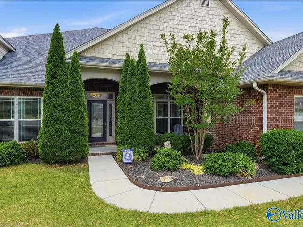 214 Maplebrook Dr, Madison, AL 35756