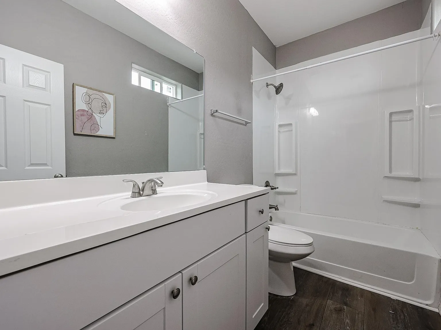 4 bed, 3.0 bath, 1770 sqft, $1,157 — Photo 2