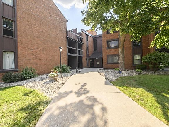 5th image of 4215 N 100th STREET #327