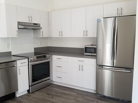 2nd image of 315 W Roy St #102