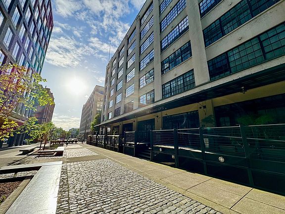 Main entrance, landscaped pedestrian walkway