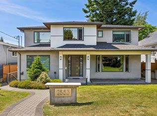 2553 Western Ave, North Vancouver, BC V7N3L2