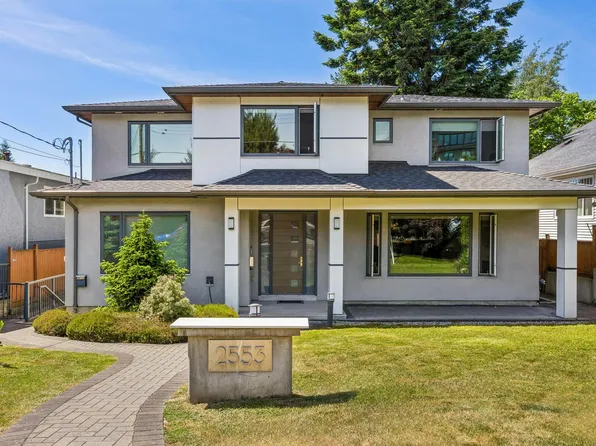 2553 Western Ave, North Vancouver, BC V7N 3L2