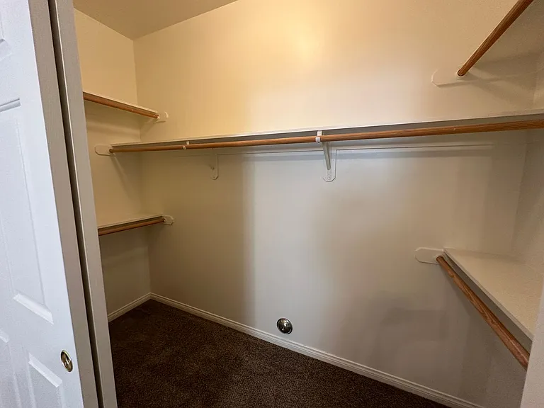 706 Orchid Dr — Photo 26